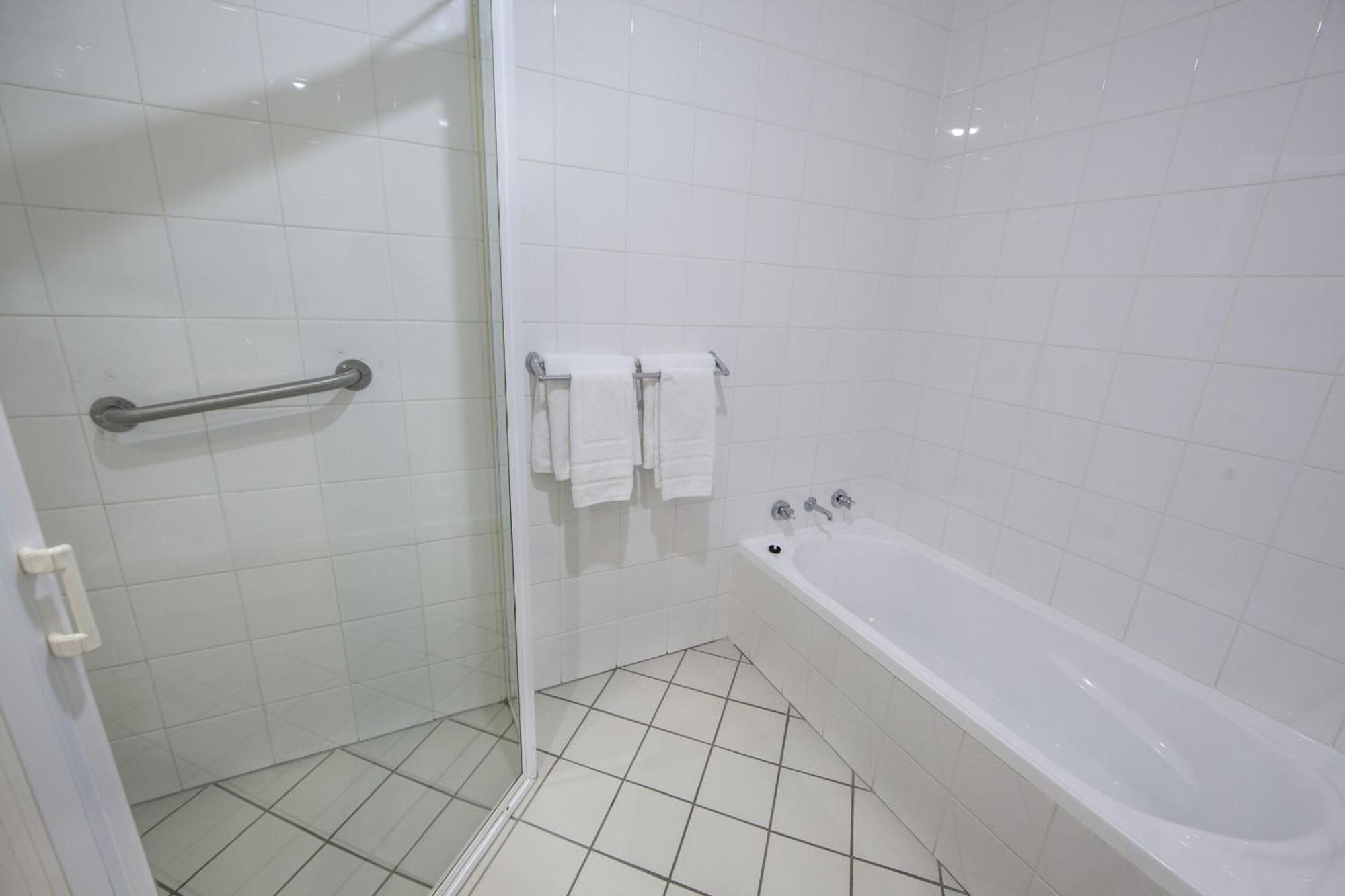 Redhill Cooma Motor Inn Luaran gambar