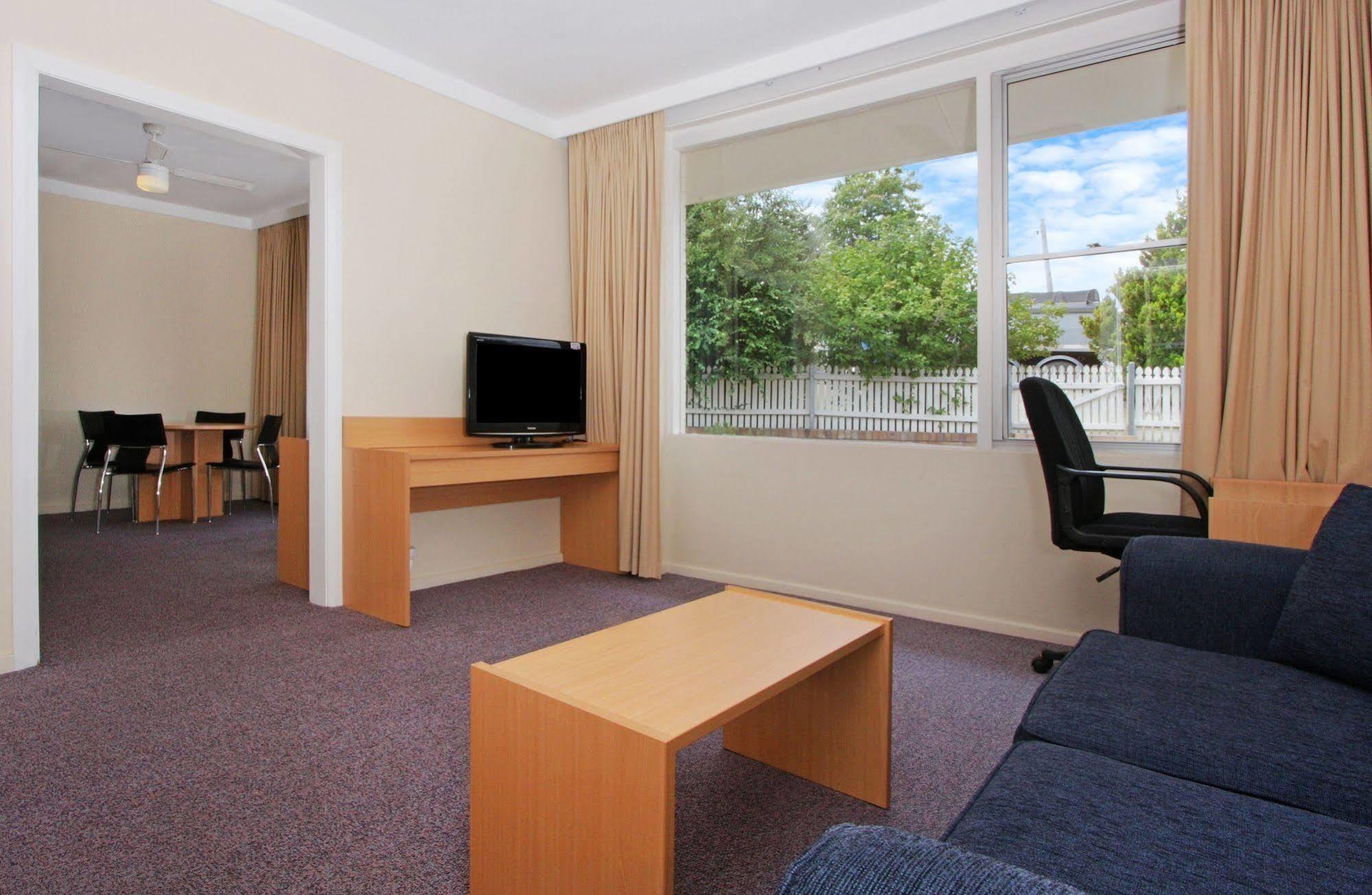 Redhill Cooma Motor Inn Luaran gambar