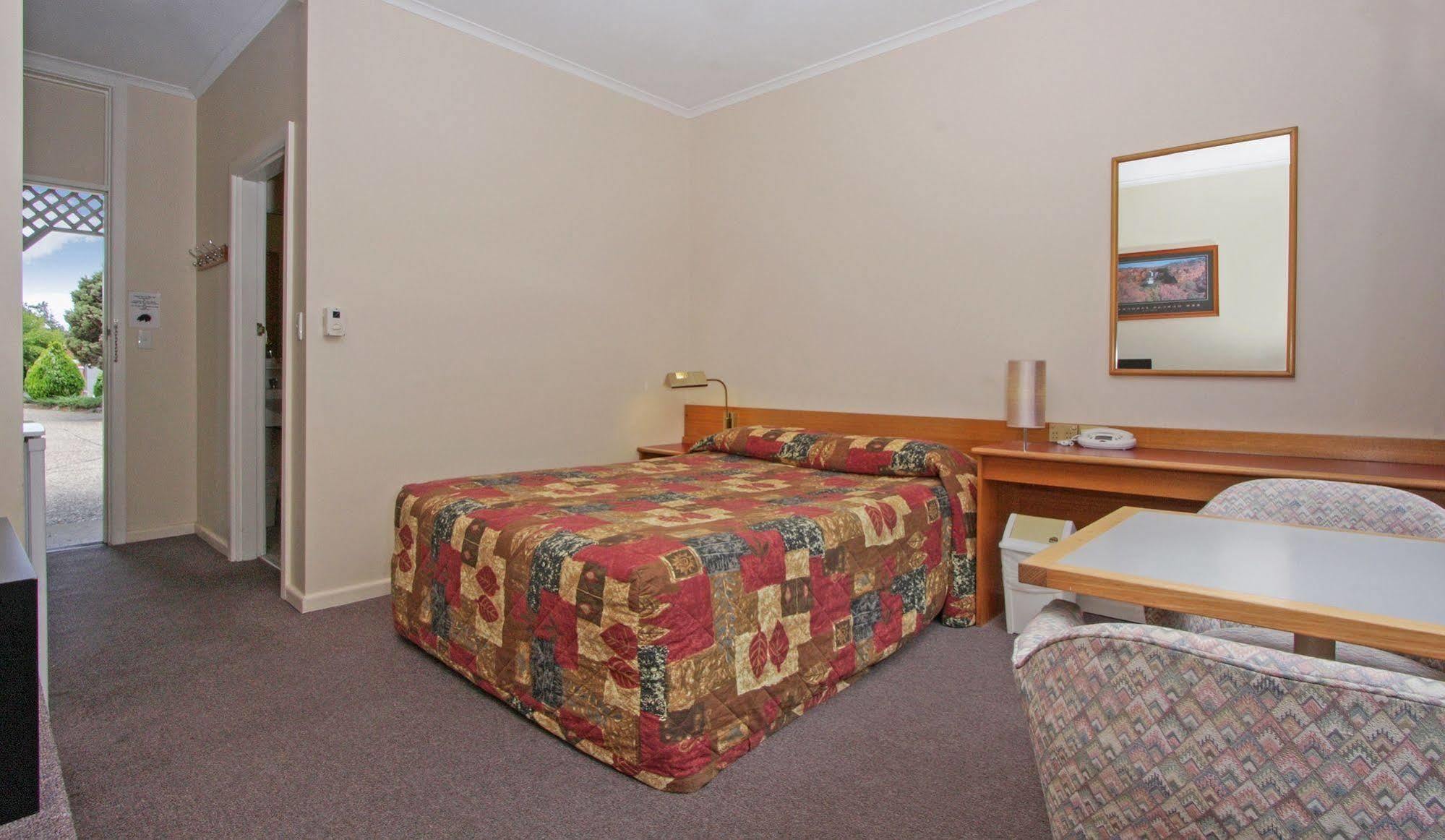 Redhill Cooma Motor Inn Luaran gambar