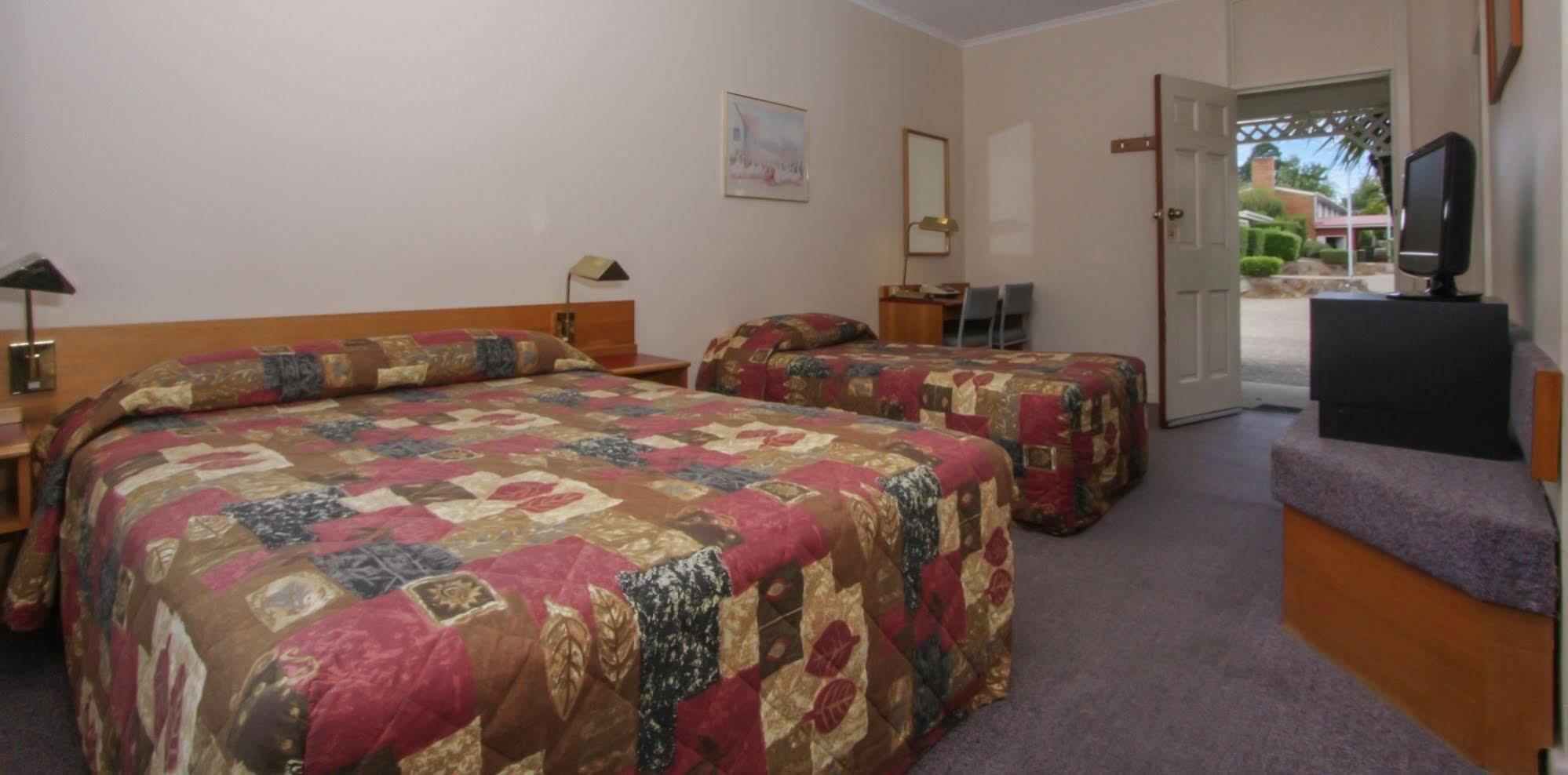 Redhill Cooma Motor Inn Luaran gambar
