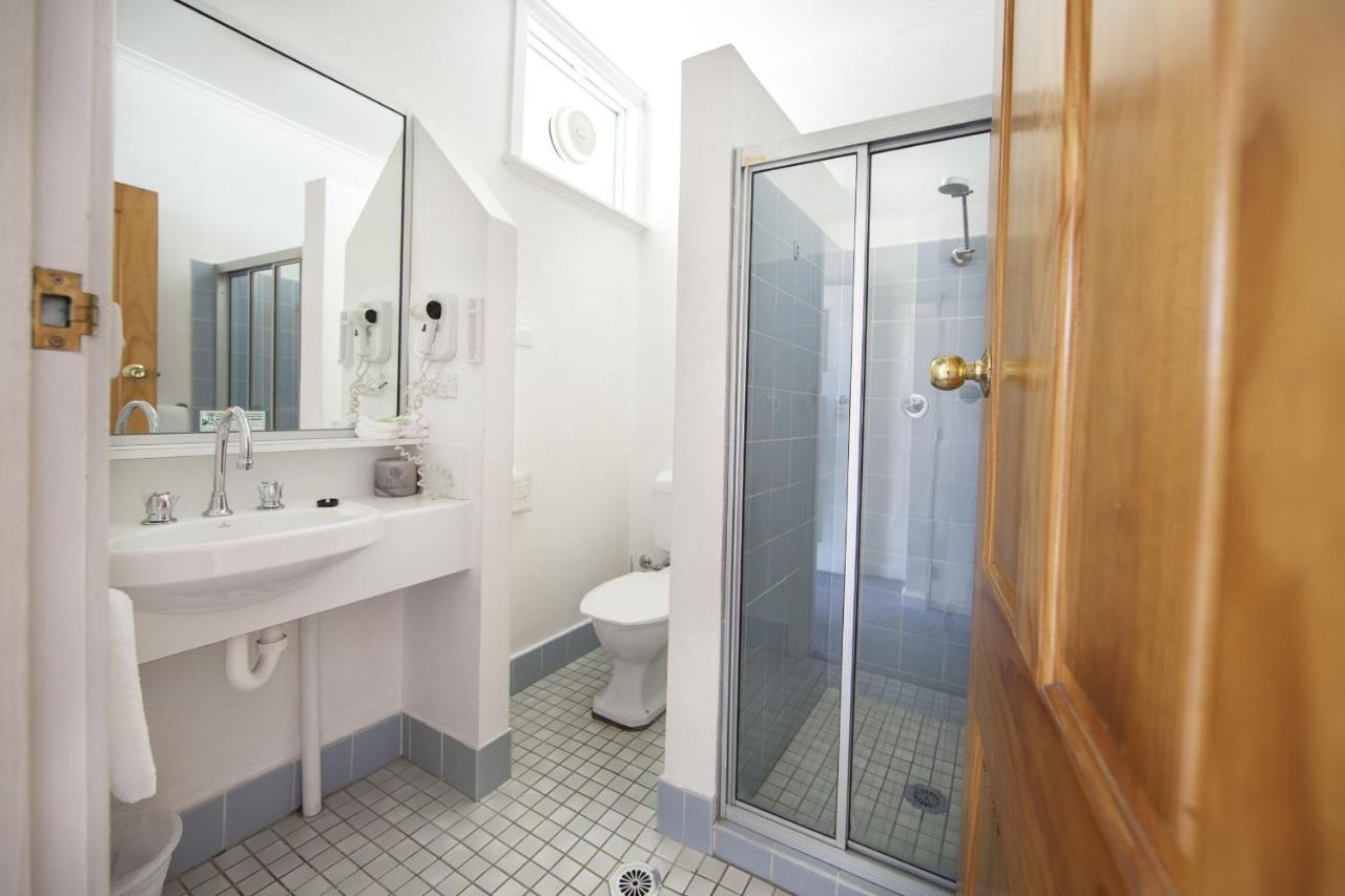 Redhill Cooma Motor Inn Luaran gambar